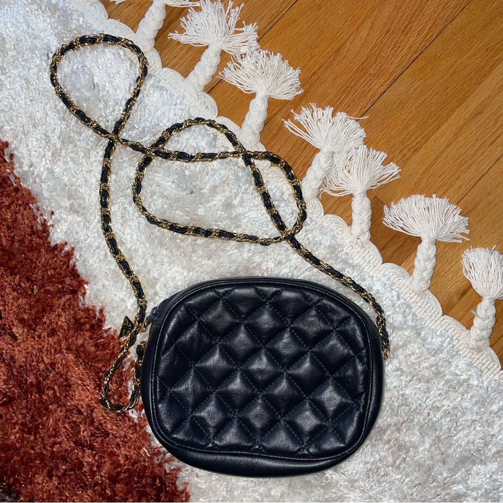 Vintage A Giannetti black quilted leather bag